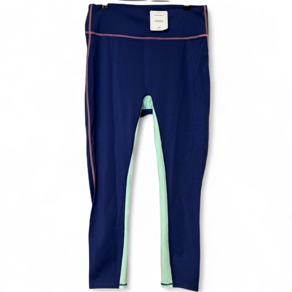 NWT XL Fabletics Motion365 High-Waisted 7/8 Leggings Purple Pastel Pink Green - Picture 3 of 9